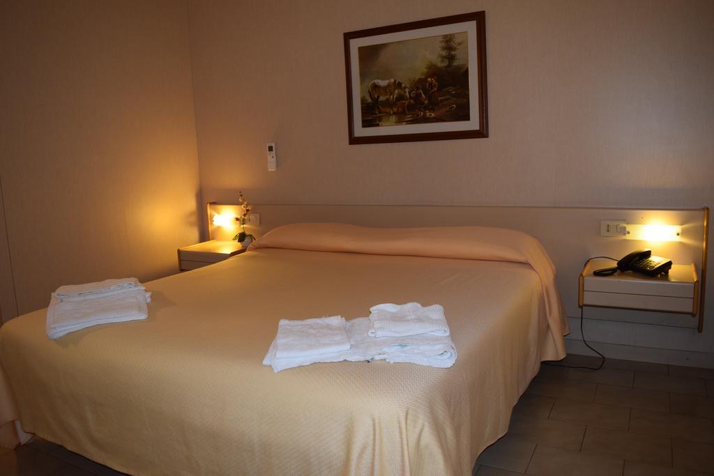 Hotel Mary La Spezia Esterno foto