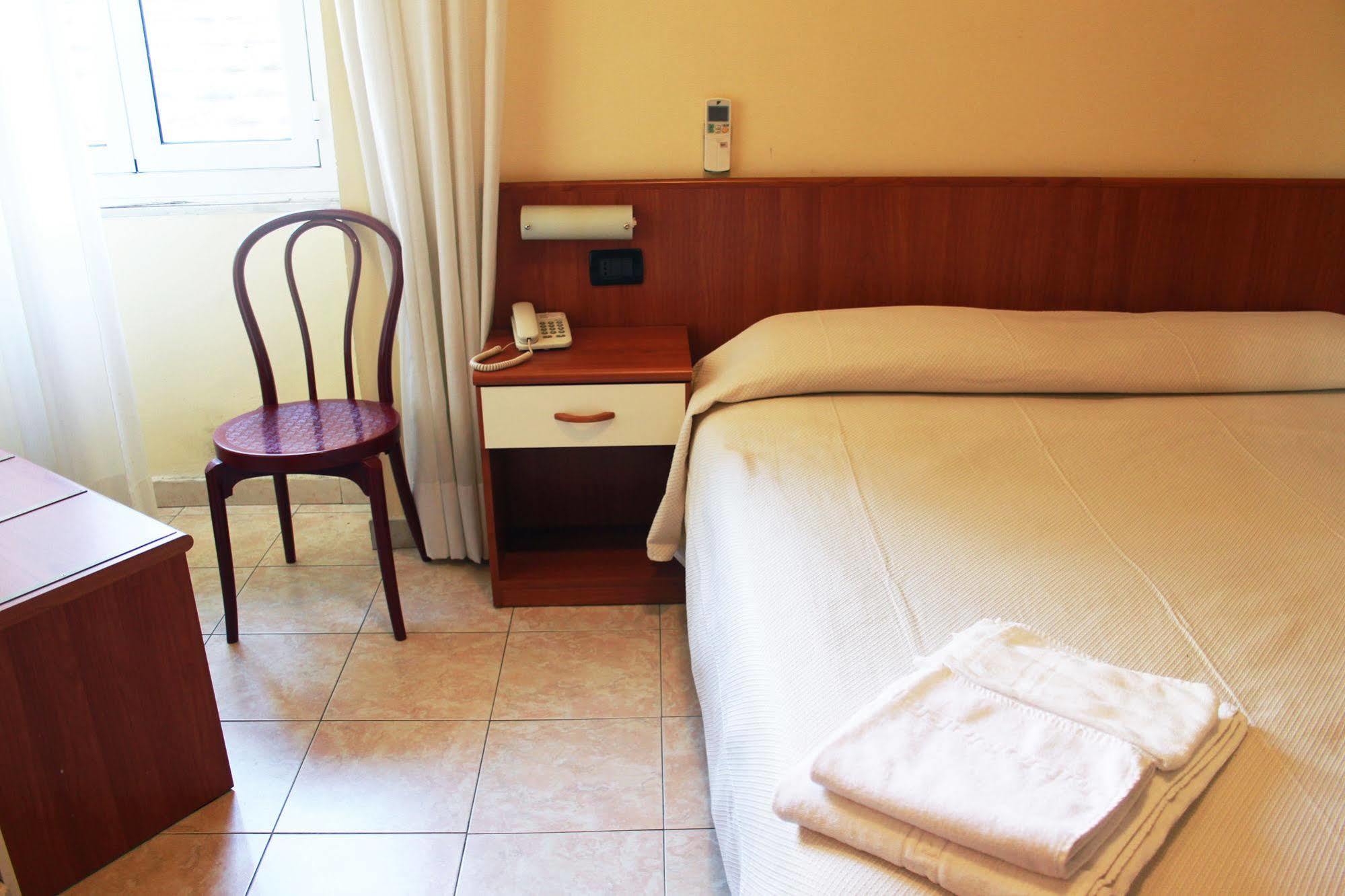 Hotel Mary La Spezia Esterno foto