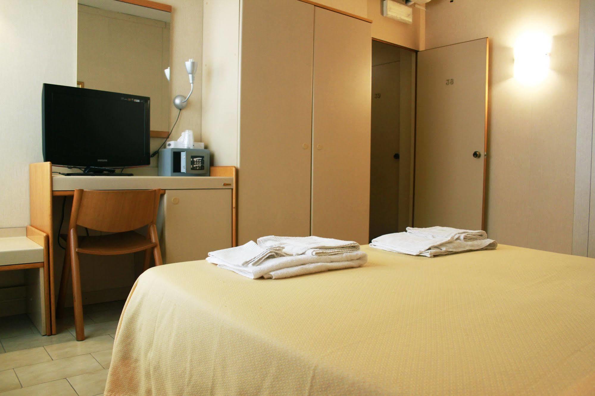 Hotel Mary La Spezia Esterno foto